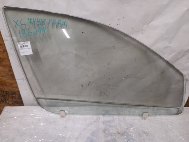 5706A008 MITSUBISHI Стекло двери передней правой купить в Чернигов