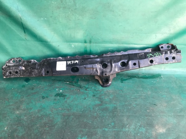 Балка радиатора нижняя 5710478010 TOYOTA