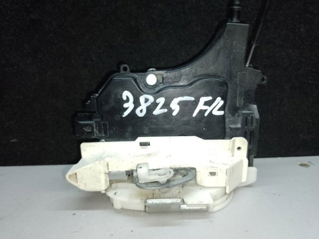 5715A419 MITSUBISHI Замок двери передней левой купить в Ровно