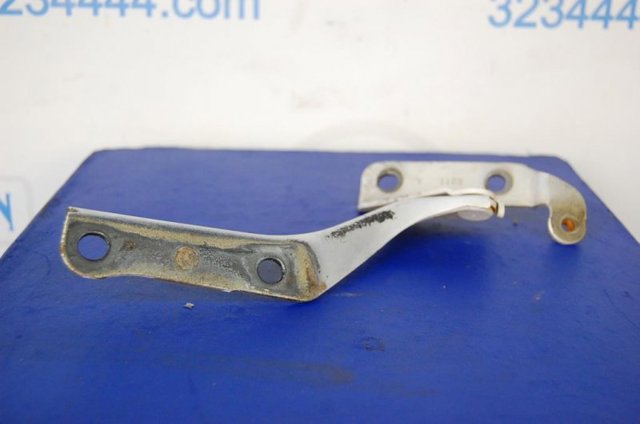 57260XA00A9P SUBARU Петля капота правая купить в Житомир