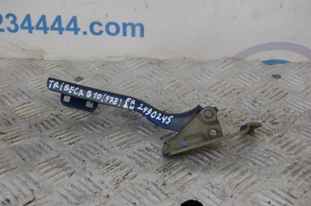 Шарнир капота левый 57260XA03A9W SUBARU