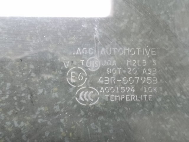 5736A021 Стекло двери задней левой купить Сумы
