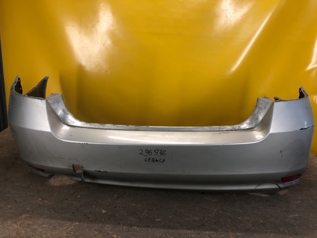 Задний бампер 57704AJ010 SUBARU