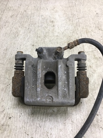 582100W000 HYUNDAI Суппорт задний левый купить в Черкассы