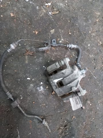 582102K500 HYUNDAI Суппорт задний левый купить в Украина