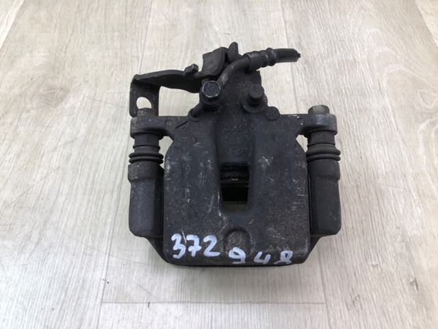 Задний правый суппорт 58311A5B30 HYUNDAI
