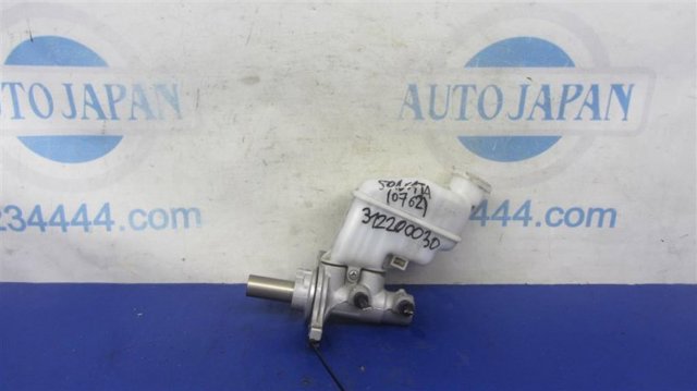 Бачок главного тормозного цилиндра 585113Q400 HYUNDAI