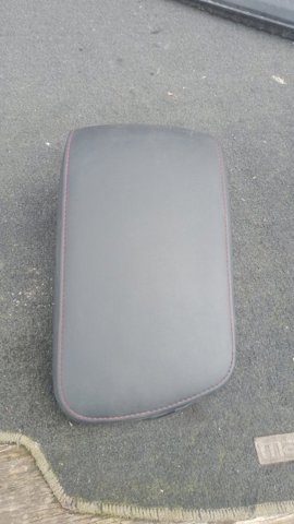 Крышка подлокотника 5890578010C1 TOYOTA