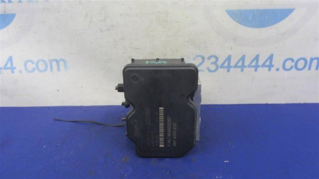 Блок управления АБС  589204R650 HYUNDAI