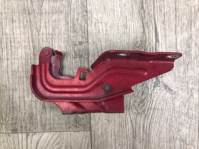 MITSUBISHI 5905A093 Петля капота левая в наличии Киев