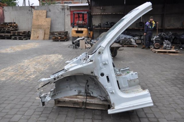 5C6803496 VAG Лонжерон рамы задний правый купить в Ровно