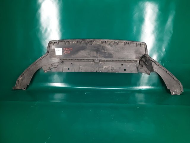 Нижняя накладка на передний бампер 5C6805903J9B9 VAG