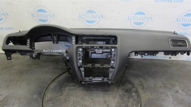 Передняя панель 5C7857001B82V VAG