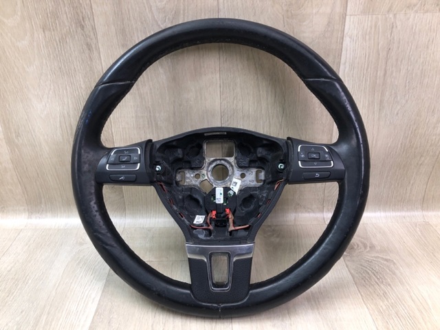 Руль 5K0419091BT VAG