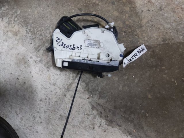 Замок задней двери, правой Фольксваген Пассат B8