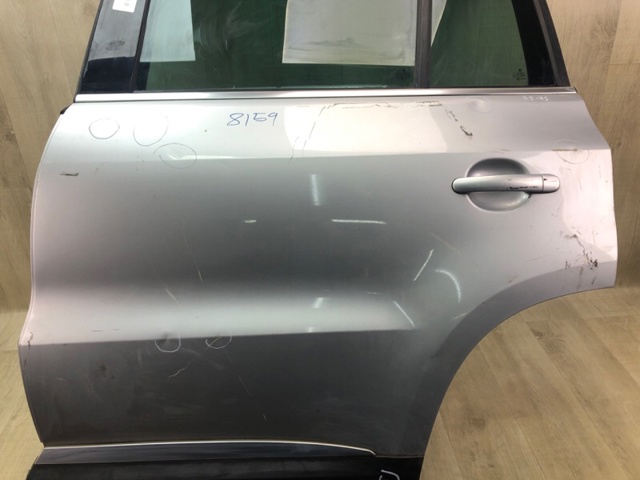 VAG 5N0833055A Дверь задняя левая в наличии Ужгород