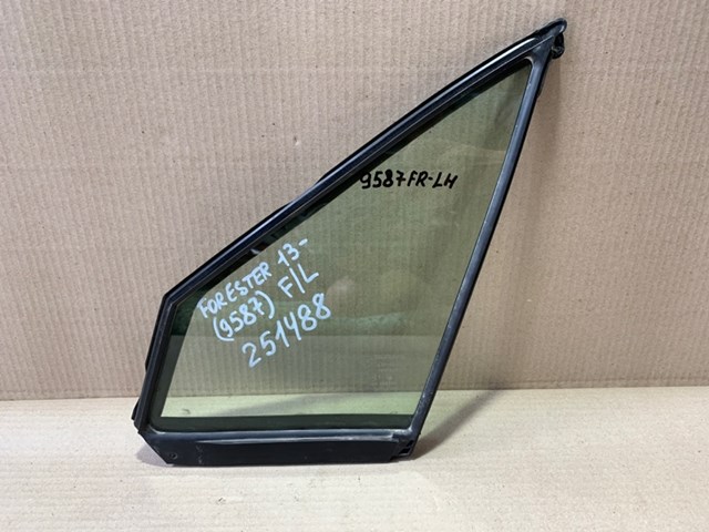 Форточка двери треугольник, задней, левой 61012SG311 SUBARU
