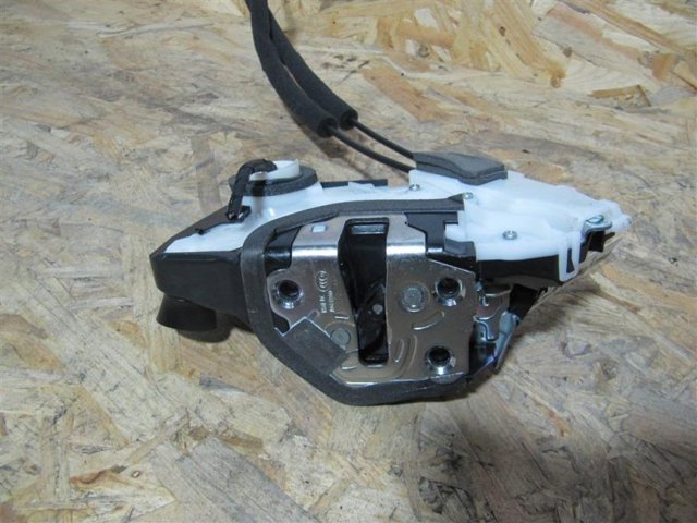 61032VA090 SUBARU Замок двери передней левой купить в Тернополь