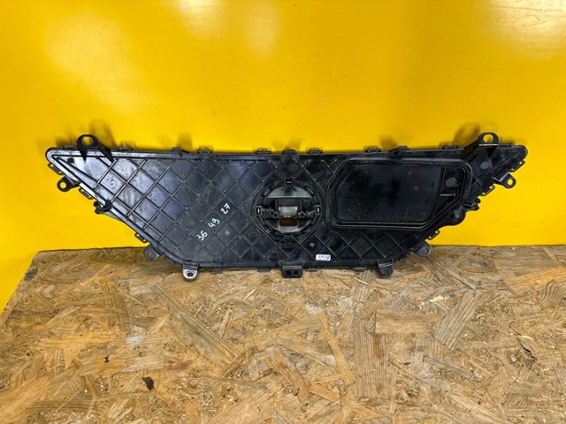 620725SK0D NISSAN Решетка радиатора купить в Тернополь