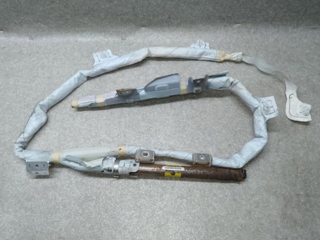 Шторка боковая правая 6217006022 TOYOTA