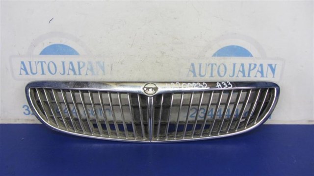 Облицовка радиатора 623103Y100 NISSAN