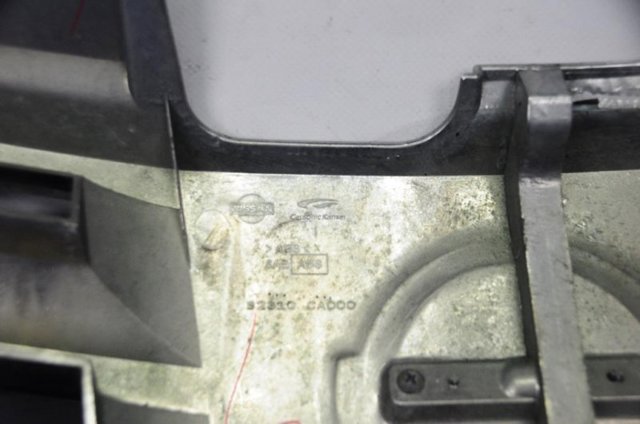 NISSAN 62310CA000 Решетка радиатора в наличии Днепр