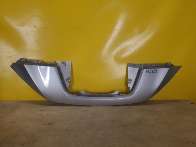 Молдинг бампера переднего, центральный 623205SH0A NISSAN