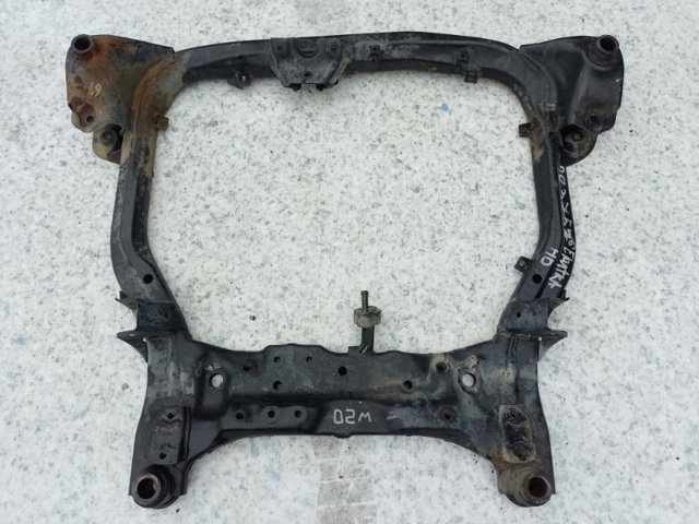 Передняя балка 624052H020 HYUNDAI