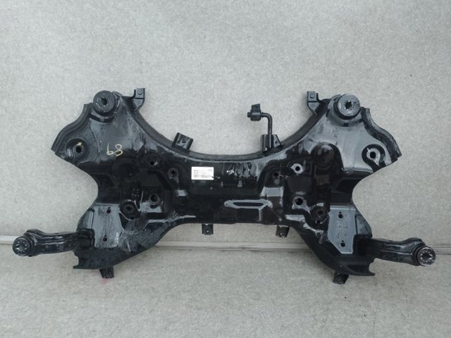 Поперечина передней подвески 62405D3550 HYUNDAI