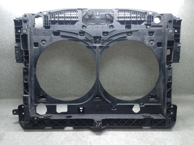 Кронштейн для радиатора 625003JA0B NISSAN