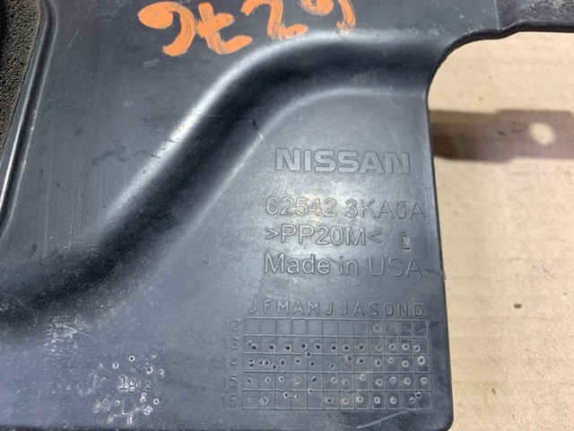 NISSAN 625423KA0A в наличии Днепр