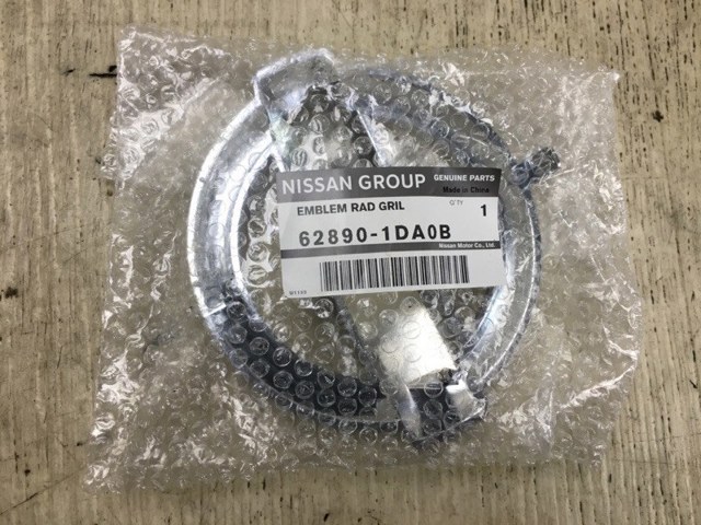 NISSAN 628901DA0B в наличии Запорожье