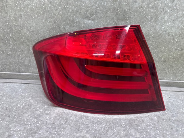 Фонарь задний 63217203229 BMW