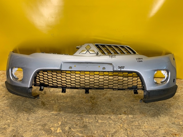 Бампер на авто 6400B311WA MITSUBISHI