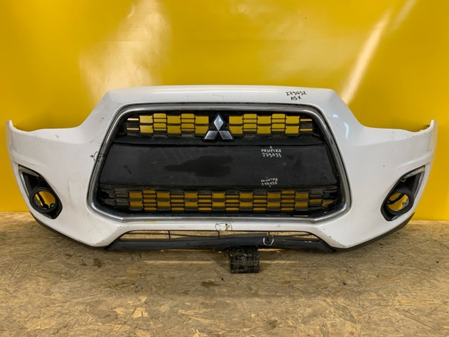 Кожух бампера переднего 6400F757 MITSUBISHI