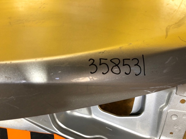 Крышка багажника 6440102F20 TOYOTA