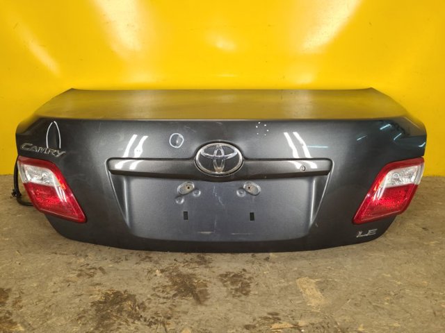 TOYOTA 6440106280 Крышка багажника в наличии Каменское