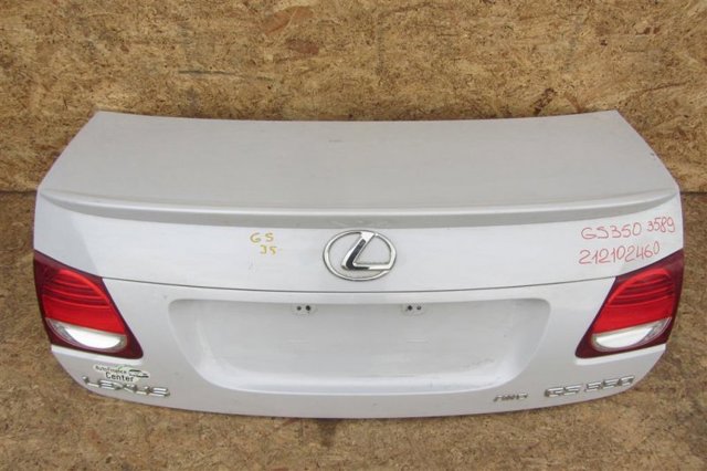 Крышка багажника 6440130B40 TOYOTA