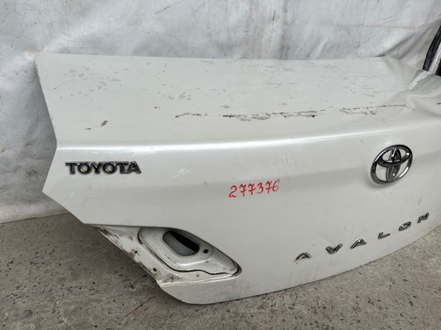 TOYOTA 64401AC050 Крышка багажника в наличии Черкассы