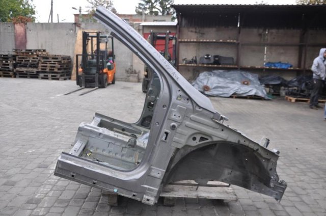 645013S000 HYUNDAI Арка крыла переднего левого купить в Николаев