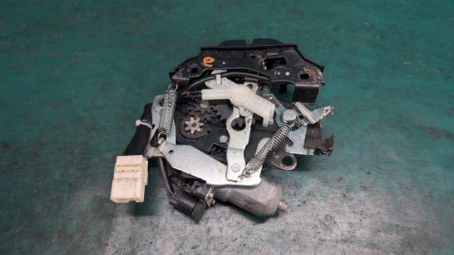 TOYOTA 6465050040 в наличии Днепр