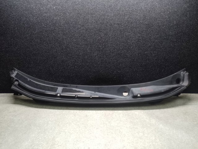Водосток лобового стекла, жабо 668624BA0A NISSAN
