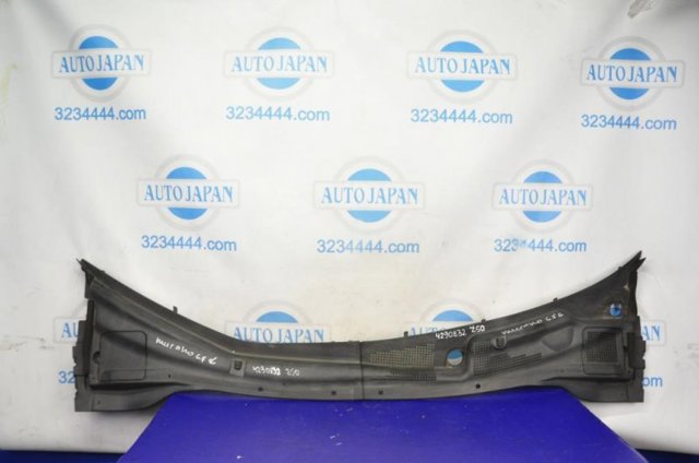 Водосток лобового стекла, жабо 66862CA000 NISSAN