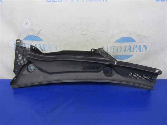 Водосток лобового стекла, жабо 668634GR0A NISSAN