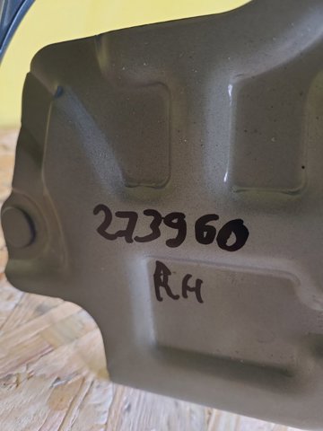 HYUNDAI 66920AT000 Петля капота правая в наличии Винница