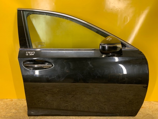 Пассажирская передняя дверь 6700150140 TOYOTA