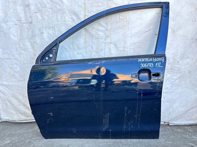 Передняя левая дверь 6700202201 TOYOTA