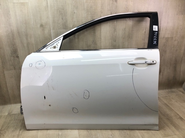 Передняя левая дверь 6700233170 TOYOTA