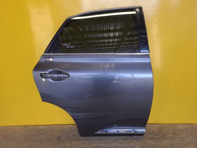 Дверь задняя, правая 670030E070 TOYOTA