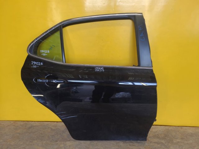 Дверь задняя, правая 6700333270 TOYOTA